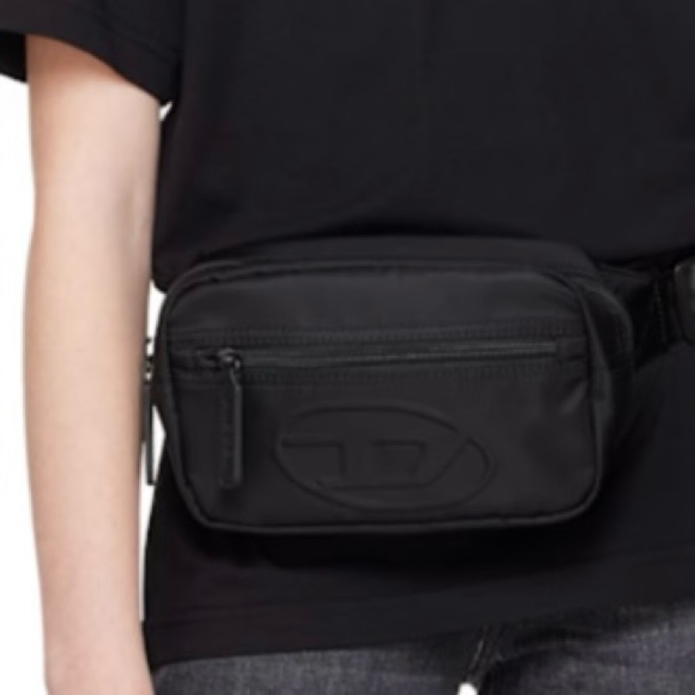 DIESEL Black Embossed-Logo Belt Bag